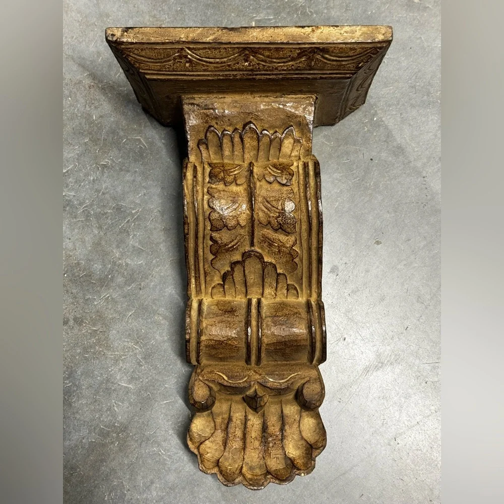 Corbel Acanthus Leaf Shelf